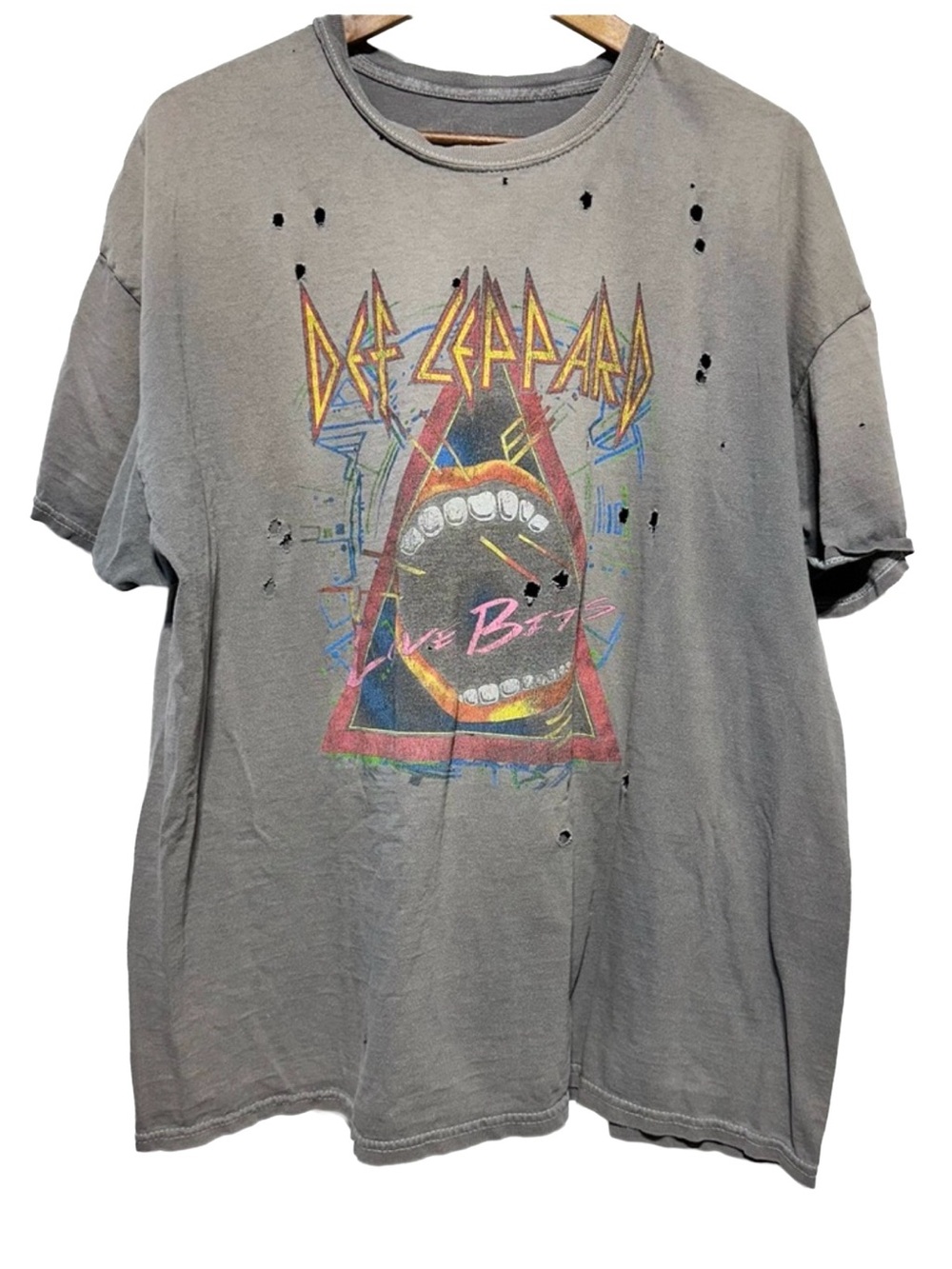 DEF LEPPARD Love Bites Distressed Grunge Band Tee Rock Metal Alt XL